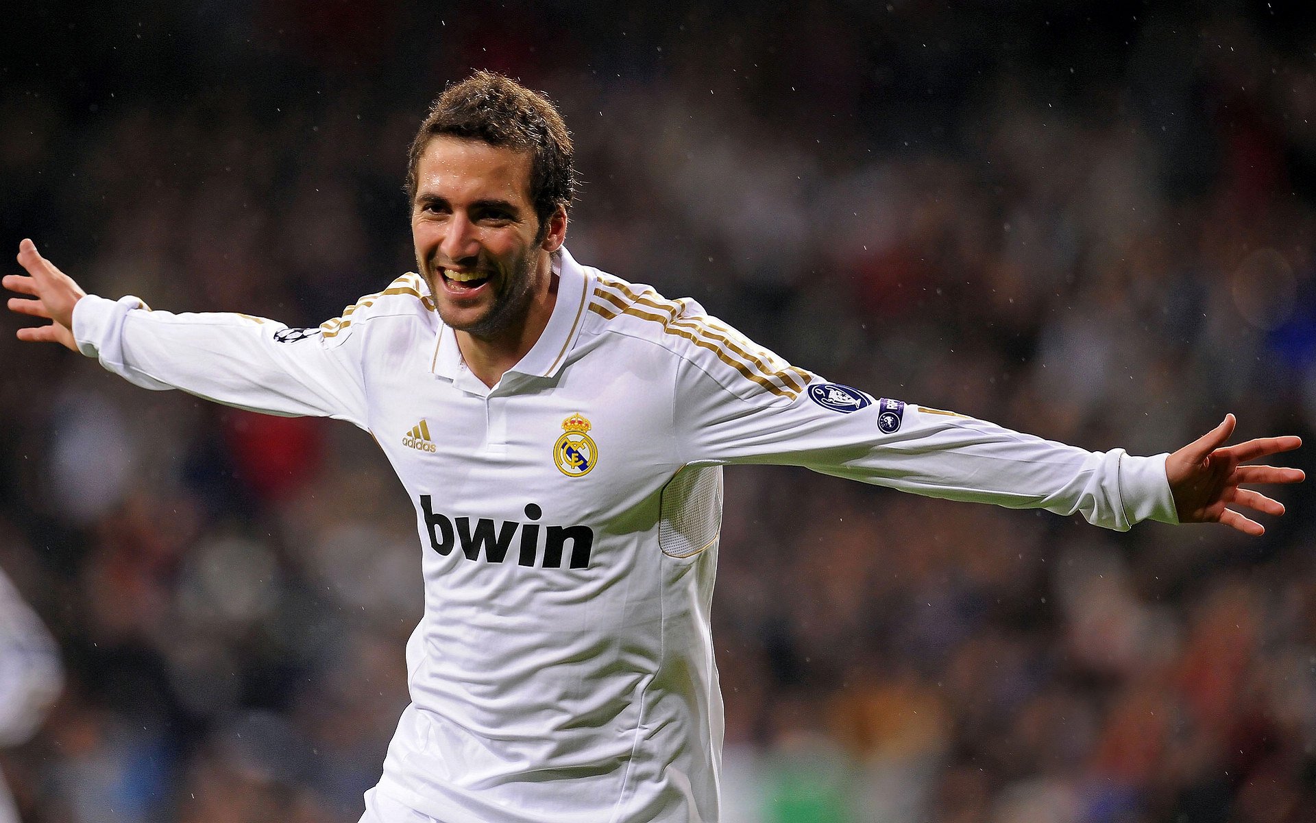 布鲁诺存在感拉满，加纳冲垮巴拉圭，当存在成为最锋利的矛